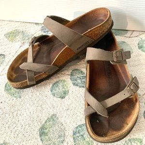 Birkenstock Mayari sandals size 39 (8-8.5)